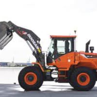 Develon DL250