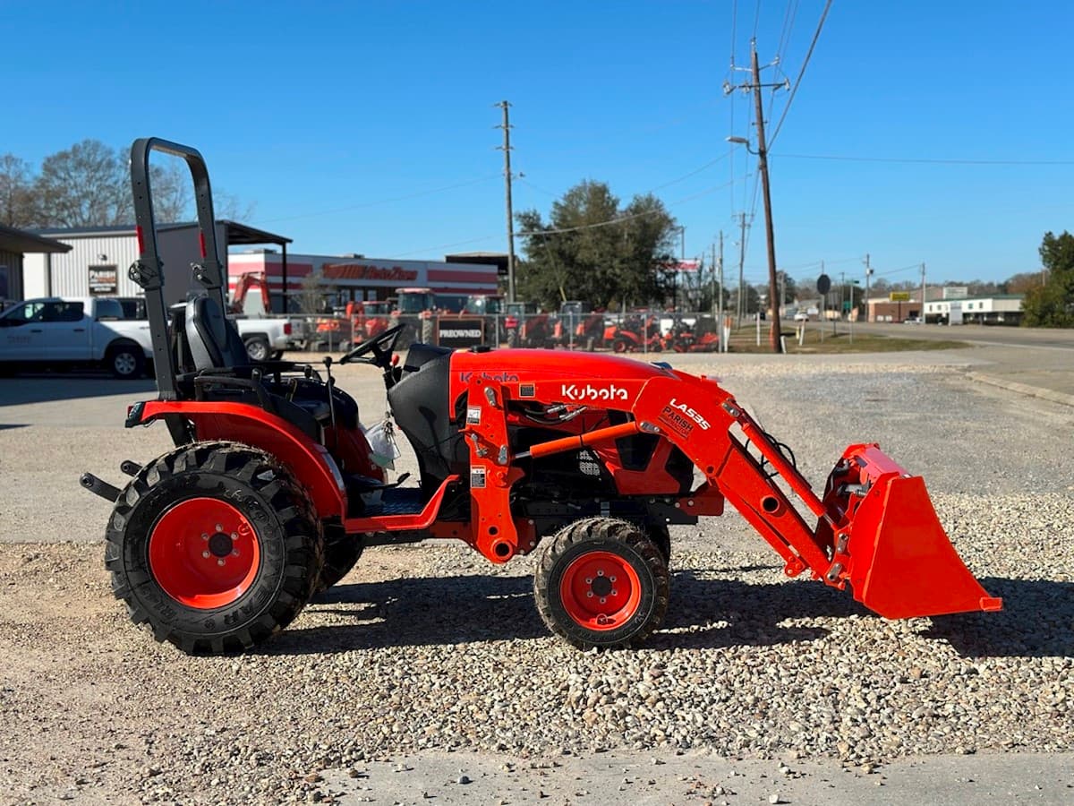 kubota tractor on parish tractor lot