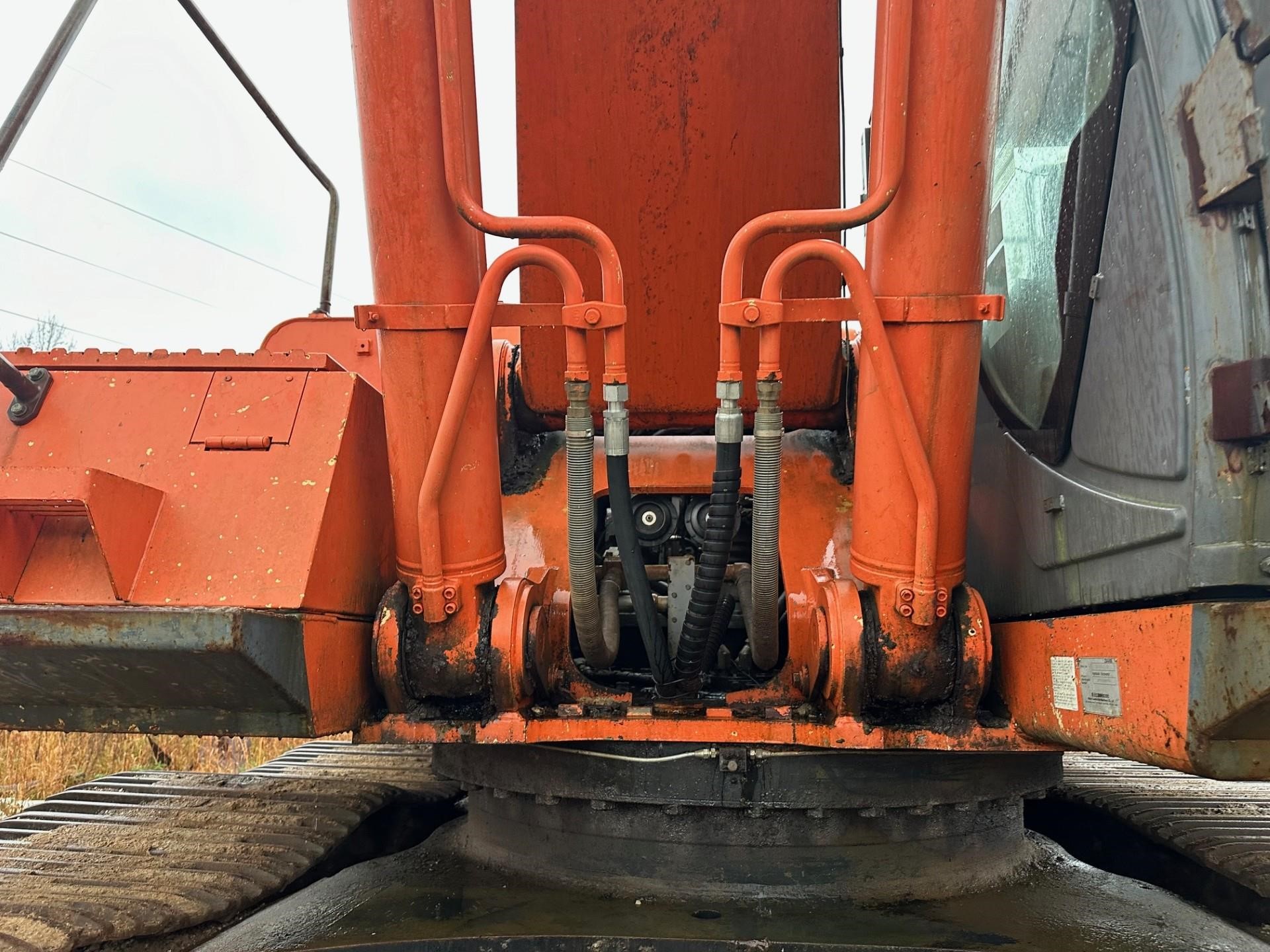 HITACHI ZX450 LC3 - Parish Tractor