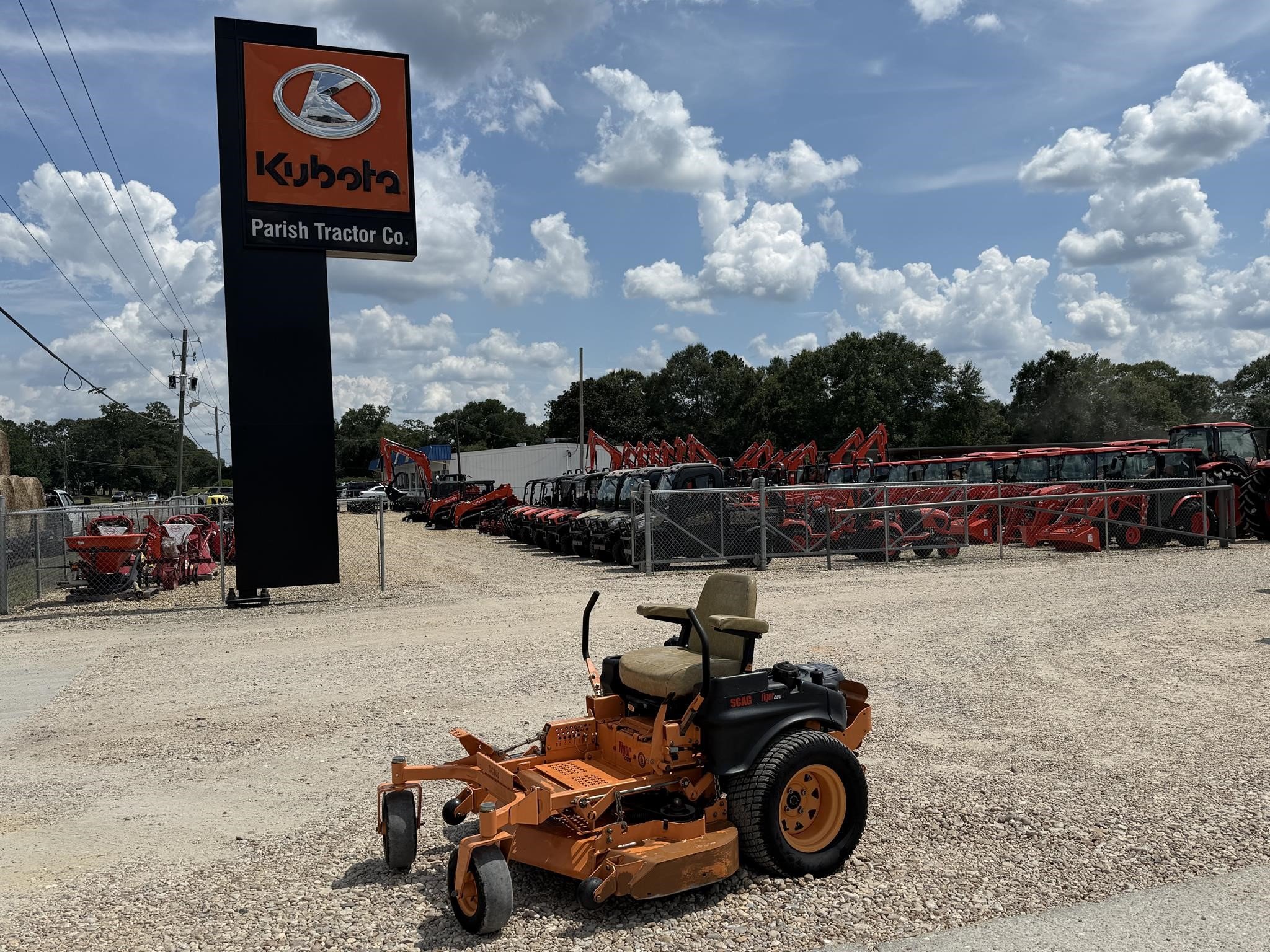 KUBOTA ZG127S 0101E023685 - Parish Tractor