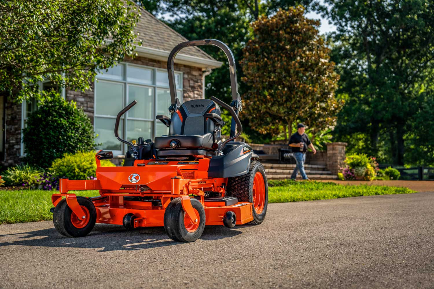 Z400 SERIES MOWERS - Parish Tractor