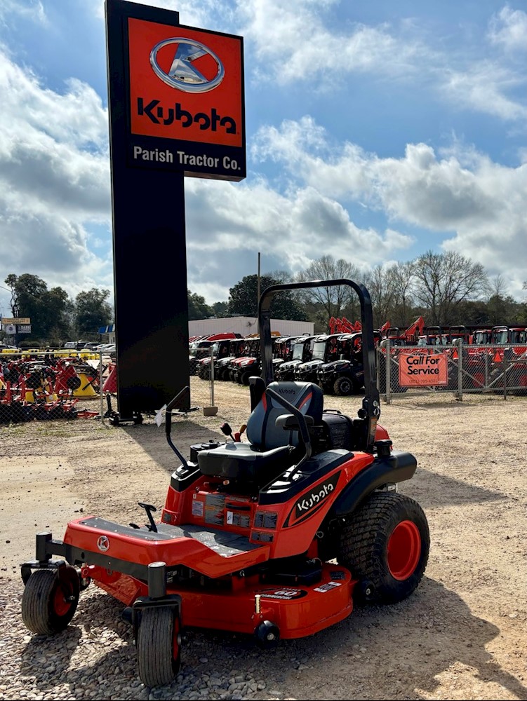Kubota ZG327PANC360 - Parish Tractor