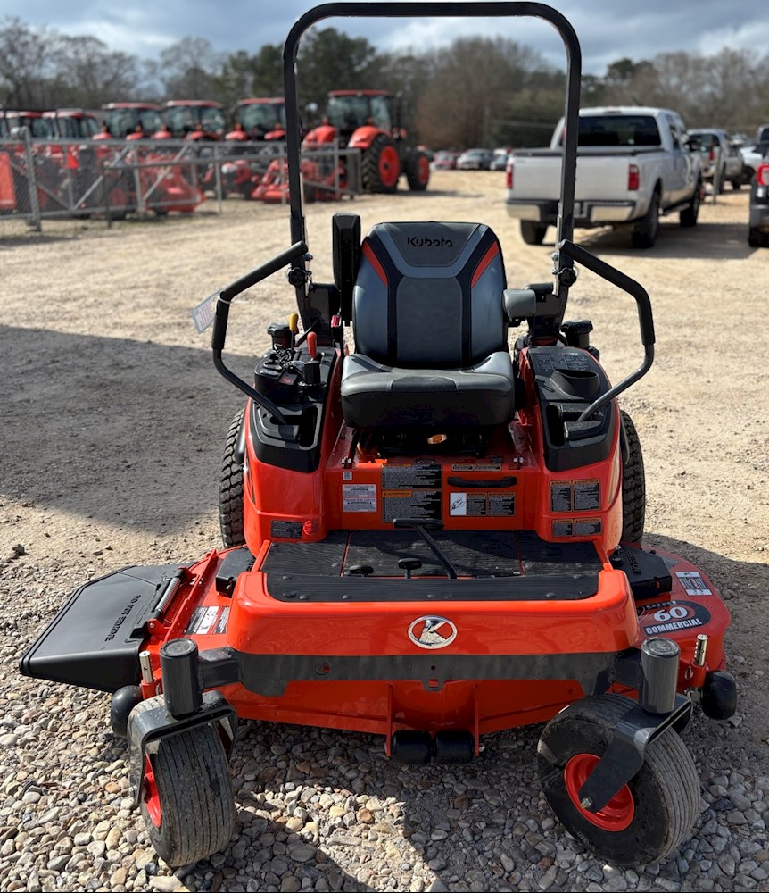 Kubota ZG327PANC360 - Parish Tractor